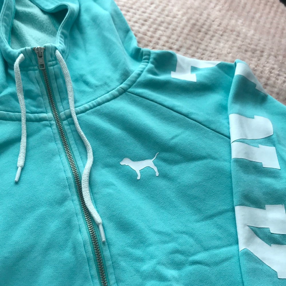 ~ VS Pink zip up ~